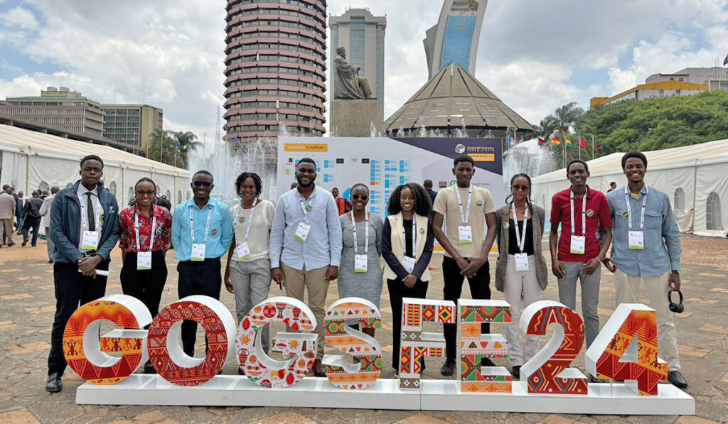 Image of the cohort attending the Global Off-Grid Solar Forum & Expo (GOGSFE) in Nairobi, Kenya 